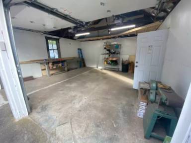 Main picture of 33 Williams St