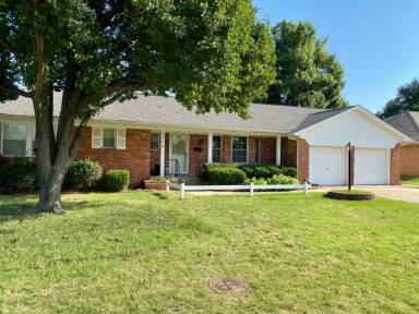 Main picture of 3416 NW 42nd St