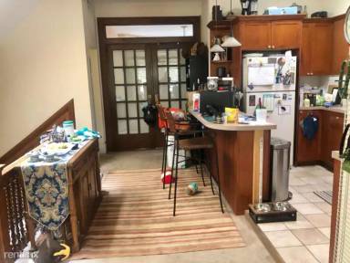 Main picture of 1714 Beacon St