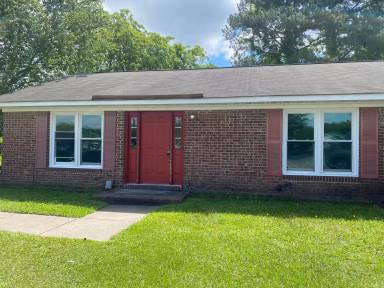 Main picture of 6501 Tannen Ct