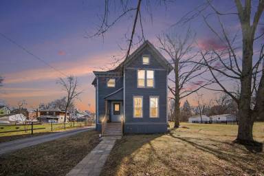 Main picture of 433 Allis St