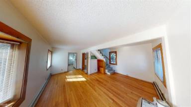 Main picture of 904 N 13th St