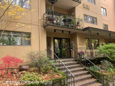 Main picture of Royal Manor Condominiums