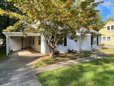 Main picture of 2515 Monroe St