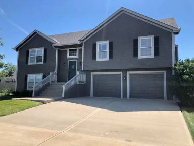 Main picture of 2415 Gettysburg Dr