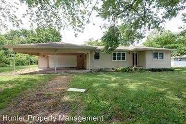 Main picture of 107 Rader St