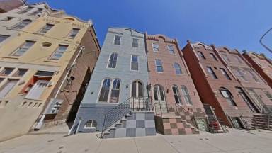 Main picture of 1831 W Diamond St