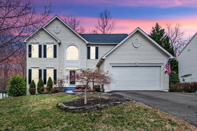 Main picture of 3707 Carlyle Ct
