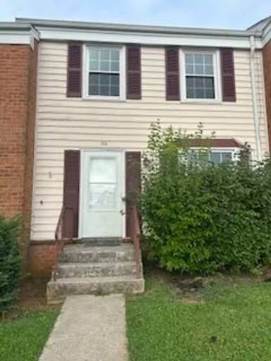 Main picture of 104 Southampton Dr
