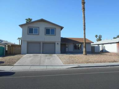 Main picture of 4745 E Flamingo Rd