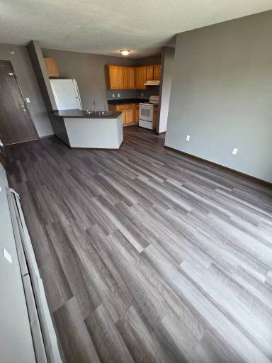 Main picture of 410 13th Ave NW