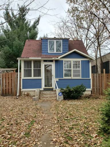 Main picture of 3012 43rd Ave S