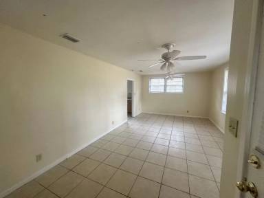 Main picture of 813 Poplar Dr