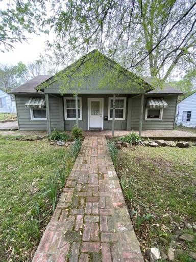 Main picture of 1709 Lilac Cir