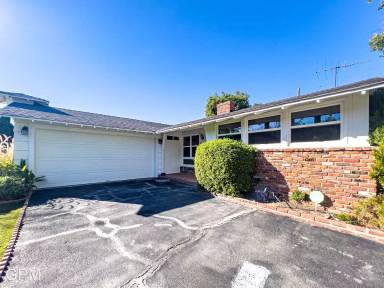 Main picture of 13223 Magnolia Blvd