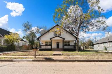 Main picture of 1620 N 15th a St