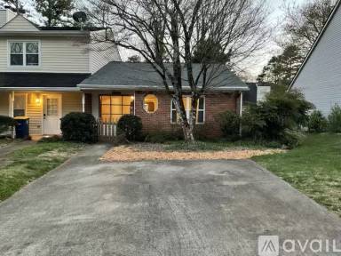 Main picture of 6045 Sand Wedge Cir NW
