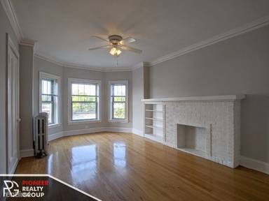 Main picture of 2249 W Eastwood Ave