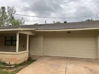 Main picture of 422 N Washington Ave