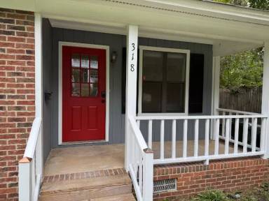Main picture of 320 Ridgecrest Rd