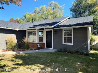 Main picture of 6902 N Prescott Ave