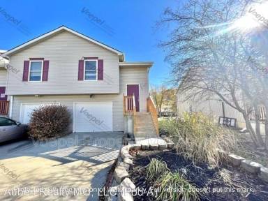 Main picture of 5621 N Northwood Ter