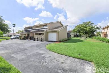 Main picture of 11628 NW 30th St
