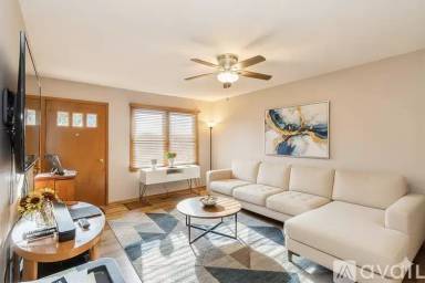 Main picture of 204 NW Sharmin Dr