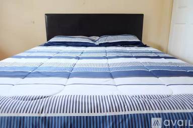 Main picture of 5208 Heming Ave