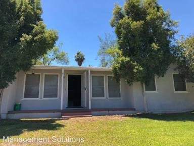 Main picture of 8845 Golf Dr