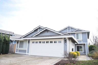 Main picture of 204 Peach Leaf Way