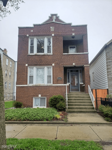 Main picture of 4150 S Rockwell St
