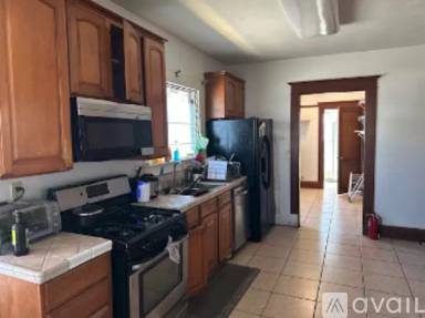 Main picture of 901 Pier View Way