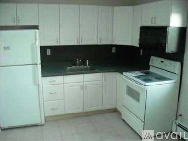 Main picture of 140 Massapequa Ave