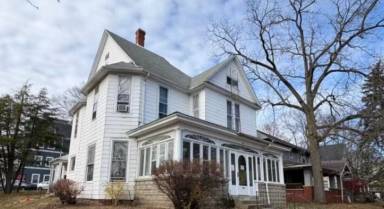 Main picture of 401 N Salisbury St