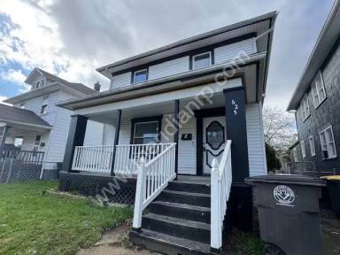 Main picture of 625 2nd St