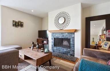 Main picture of 403 Broderick St