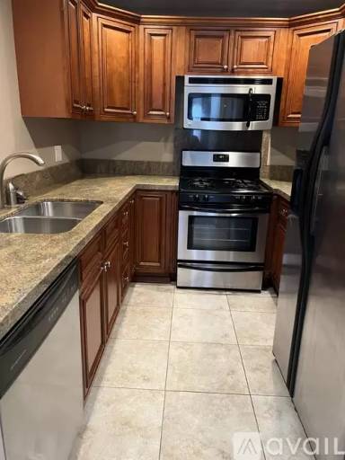 Main picture of 5108 Longfellow Way