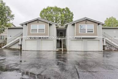 Main picture of 15074 NW Central Dr