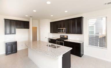 Main picture of 3003 Betony St