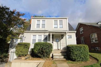 Main picture of 805 S High St
