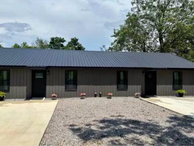 Main picture of 31 Alverson Ln
