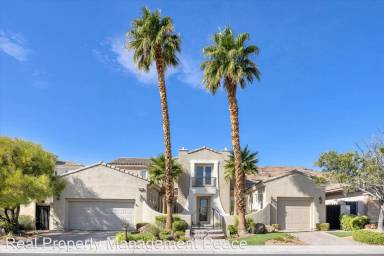 Main picture of 2807 Turtle Head Peak Dr