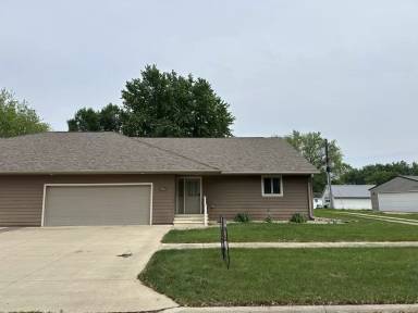 Main picture of 208 Franklin St