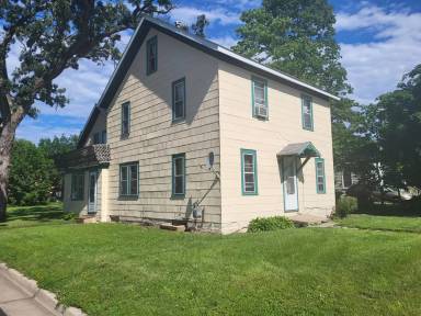 Main picture of 610 8th St SW