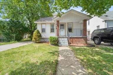 Main picture of 1865 Arlington Ave