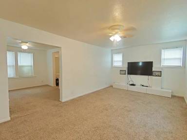 Main picture of 1708 NW Bell Ave