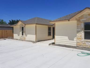 Main picture of 2106 N G St