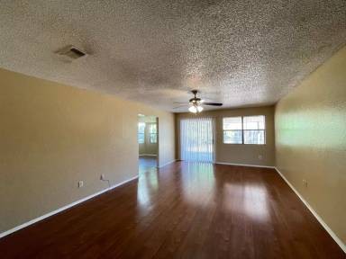 Main picture of 2806 Derby Dr