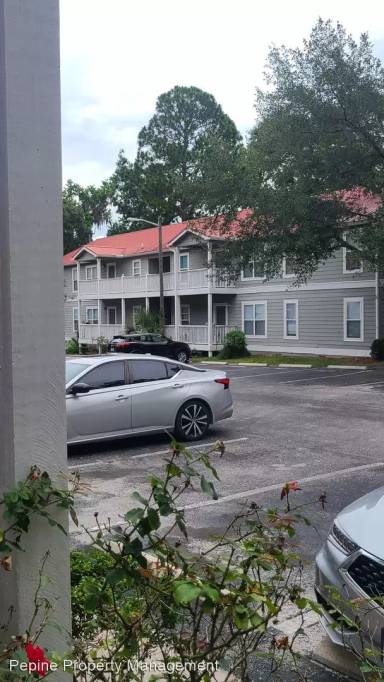 Main picture of Capstone Quarters